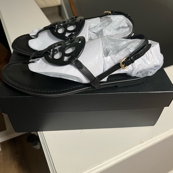 👠Excellent Condition Coach Sandals👠 - Picture 3 of 5